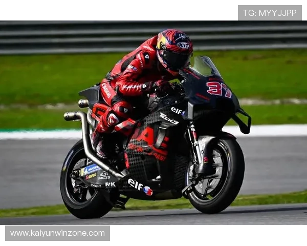 费尔南德斯力压群雄夺冠 引燃本赛季MotoGP激烈争夺